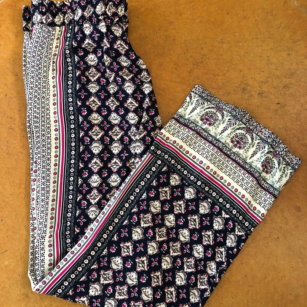 Wide leg pants